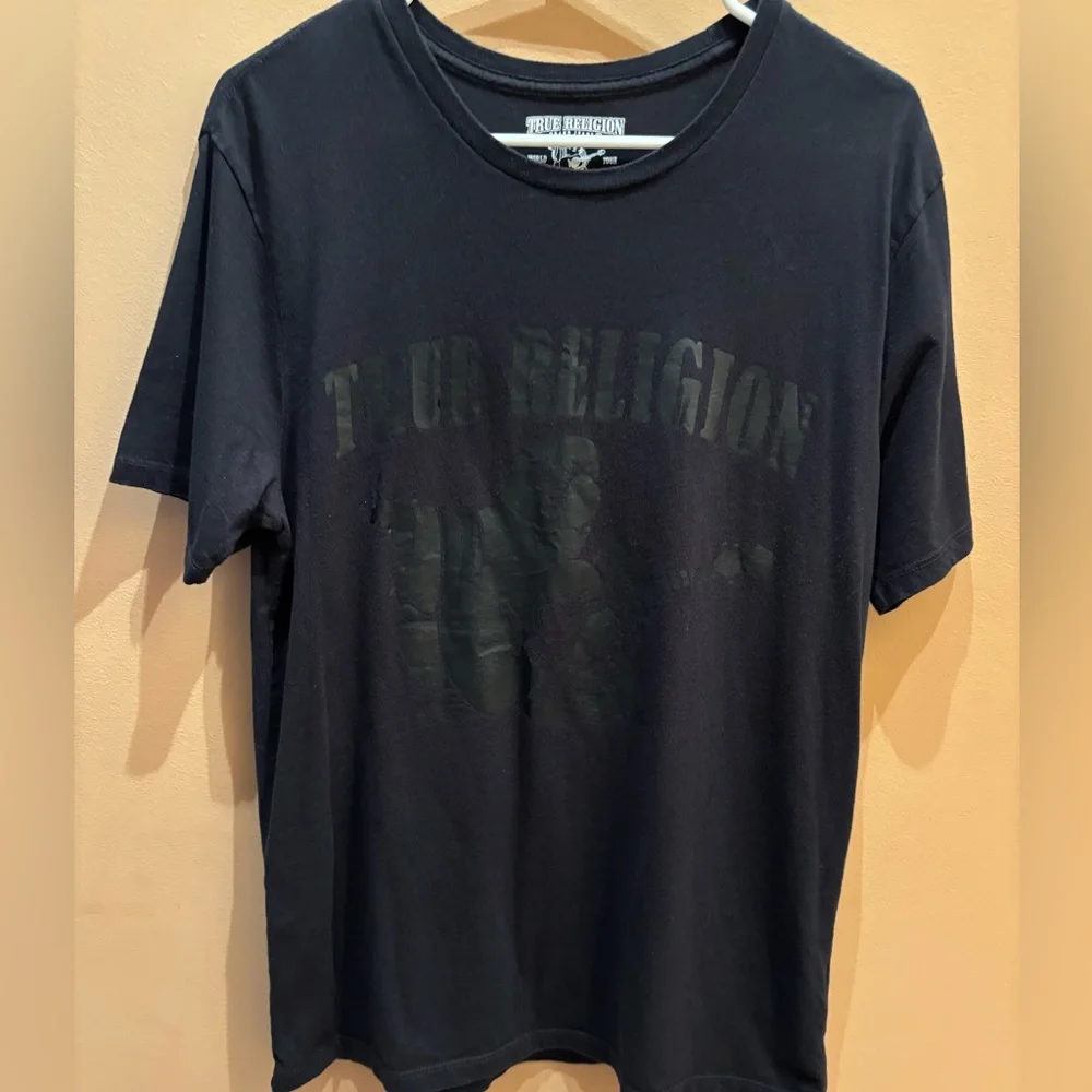 True Religion Short sleeve t-shirt featuring a tonal Buddha Logo graphic Size M